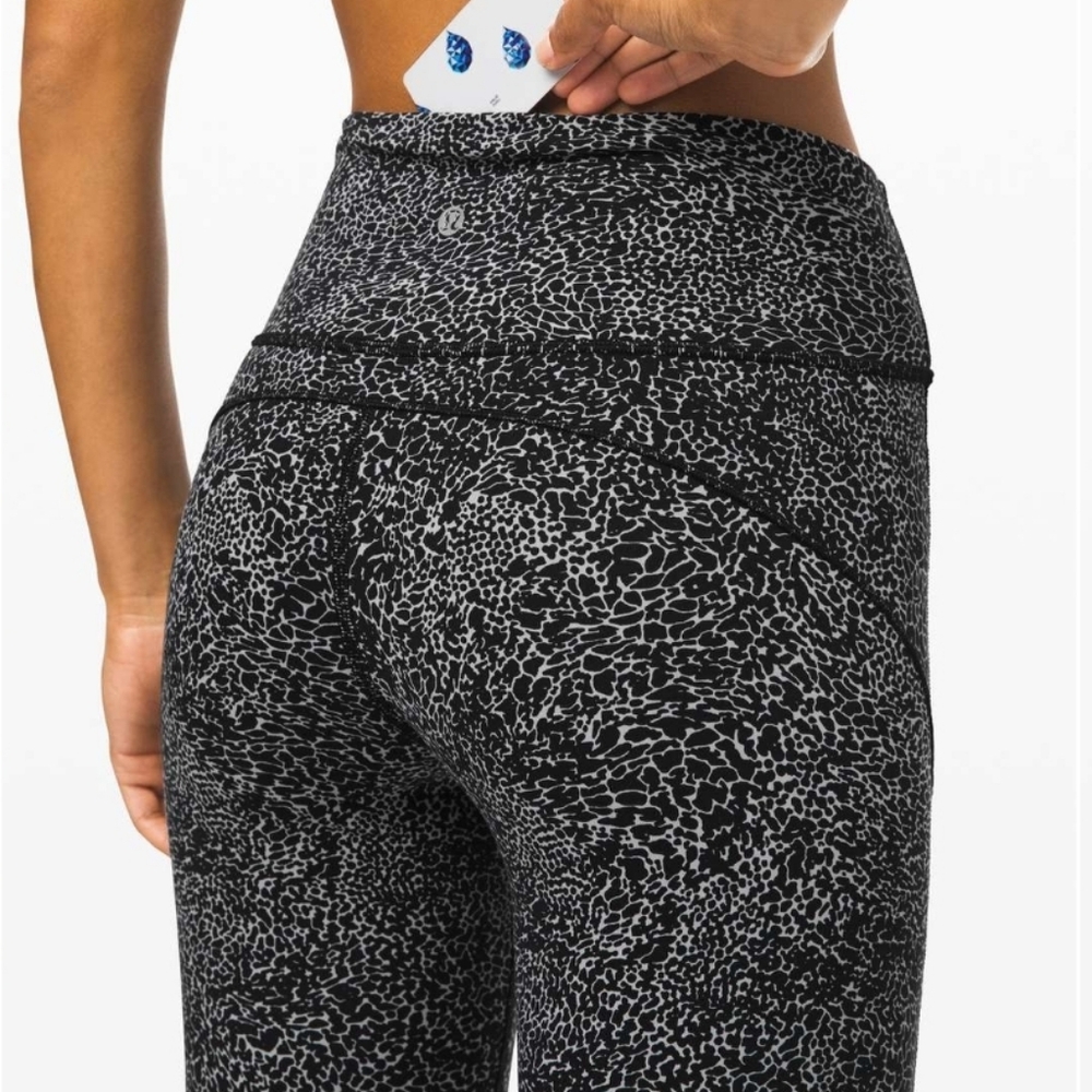lululemon athletica Black and White Patterned Leggings - Picture 3 of 13